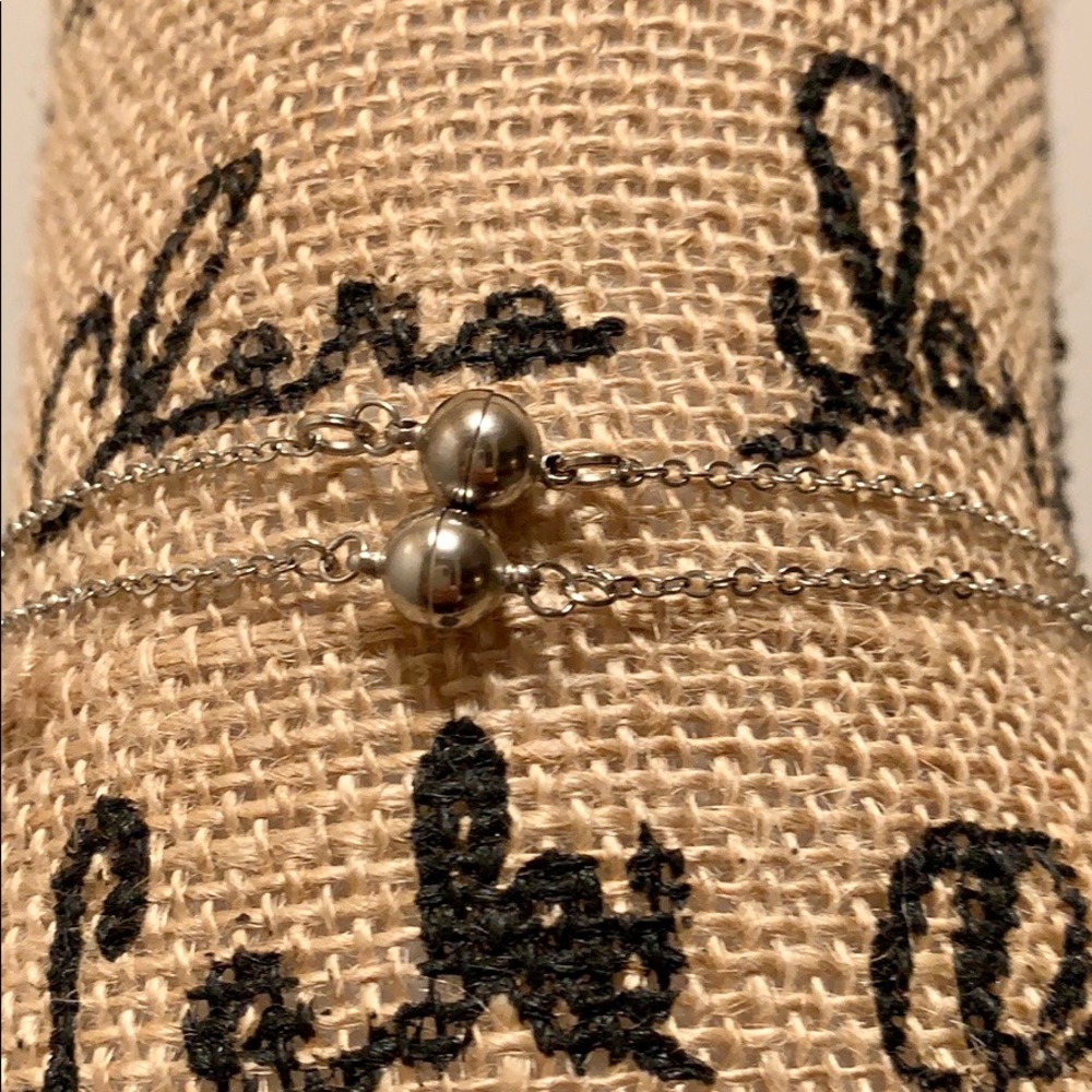 Glass and Coin Pearl Necklace - Picture 6 of 6